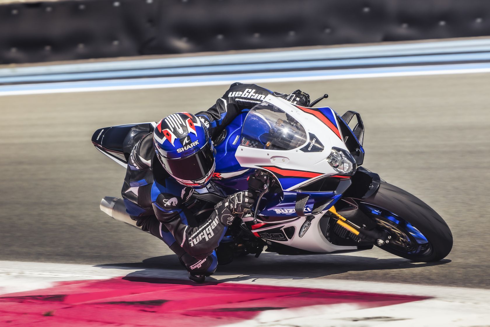 Suzuki GSX-R1000R 2026 sur piste Suzuki GSX-R1000R 2026 sur piste