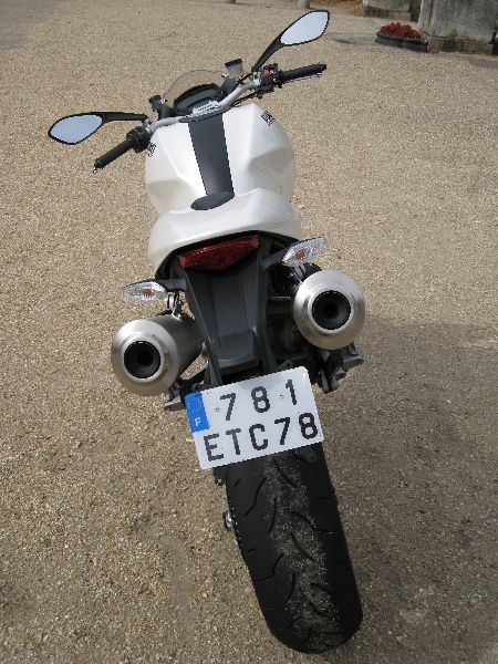 Ducati Monster 1100S vue arrière
