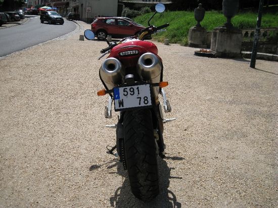 Moto Morini Corsaro vue de derrière