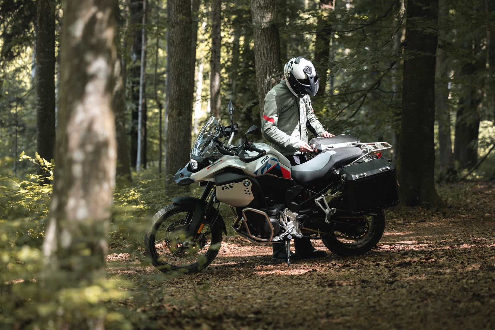 Pause avec la BMW F 900 GS Adventure 2024