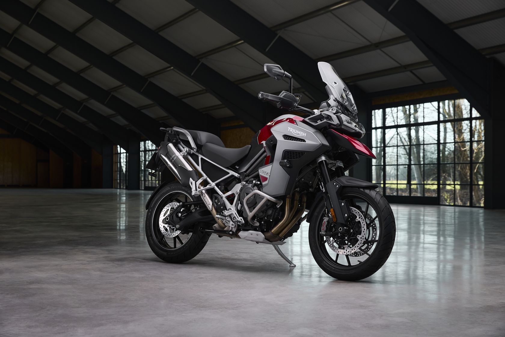 Triumph Tiger 1200 GT Explorer 2024 vue avant droit