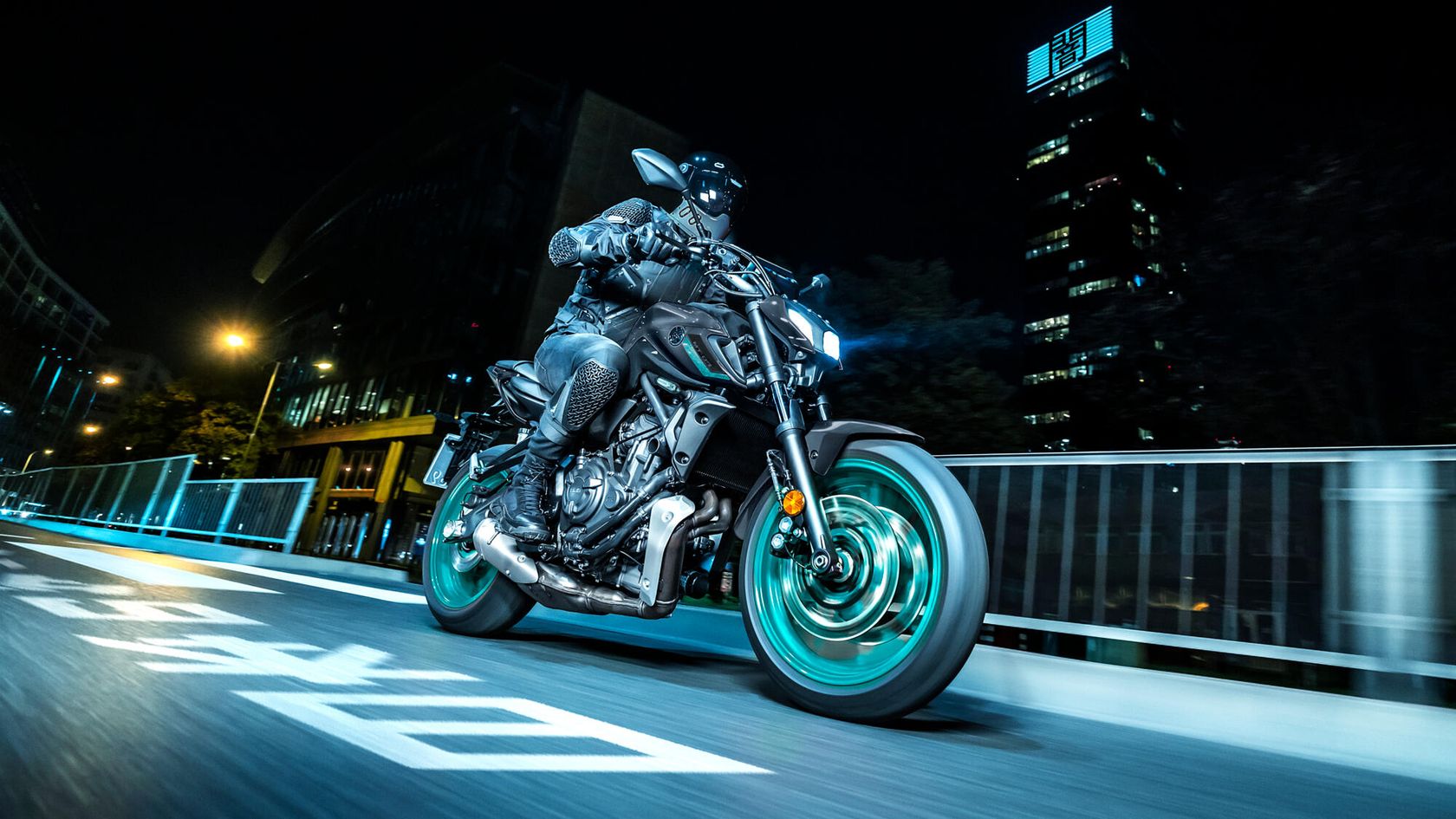 Yamaha MT-07 2024 en action