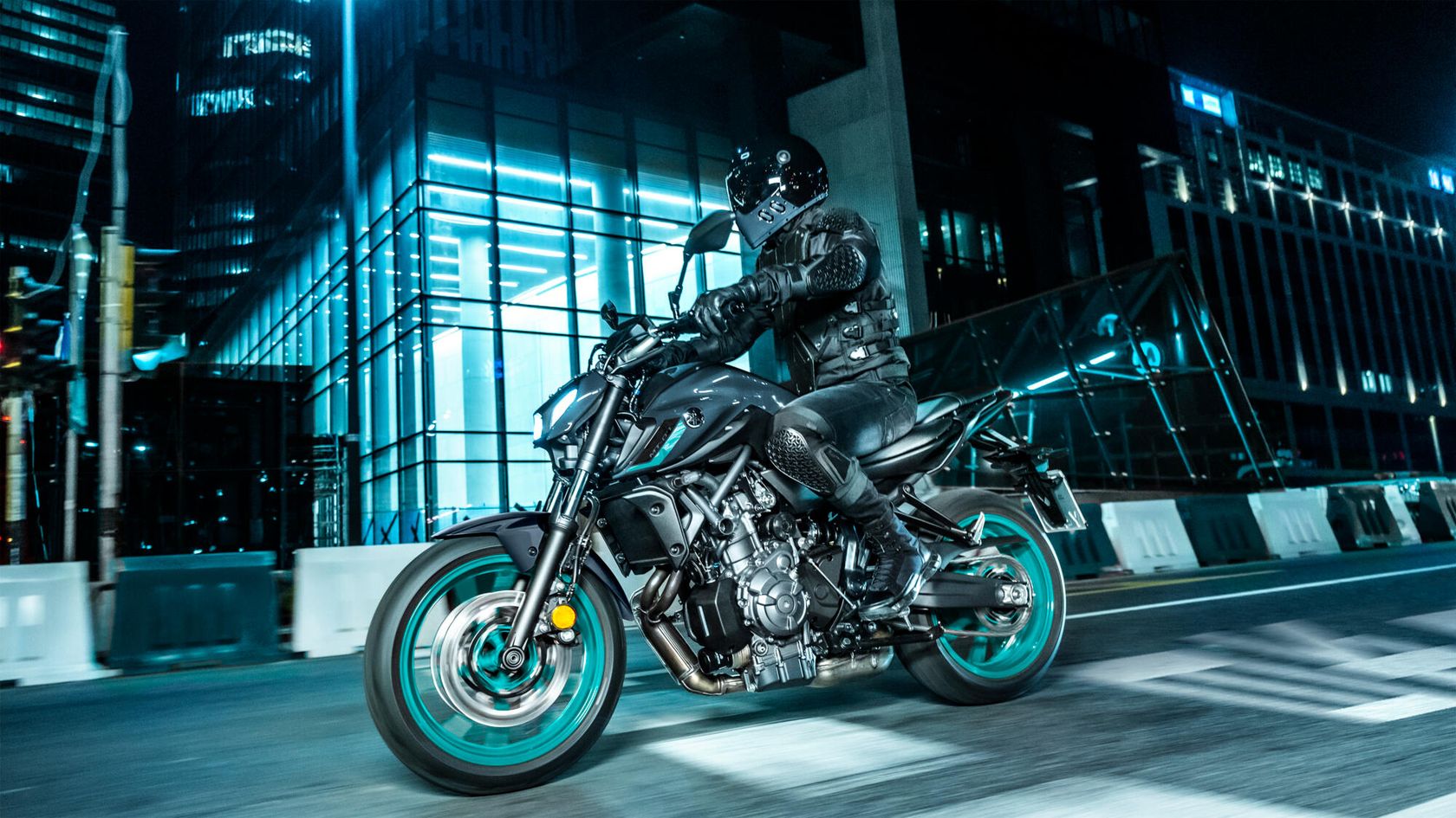 Yamaha MT-07 en ville