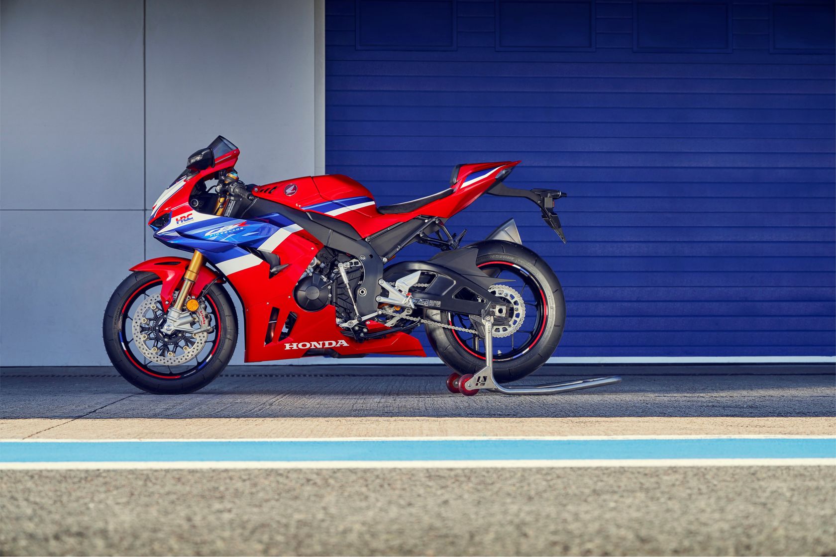 Honda CBR1000RR-R Fireblade SP 2024 vue de gauche