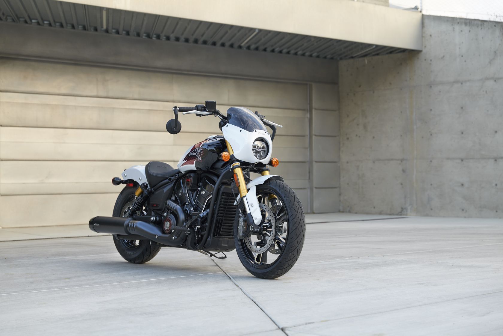 Indian Scout 101 2025 blanc