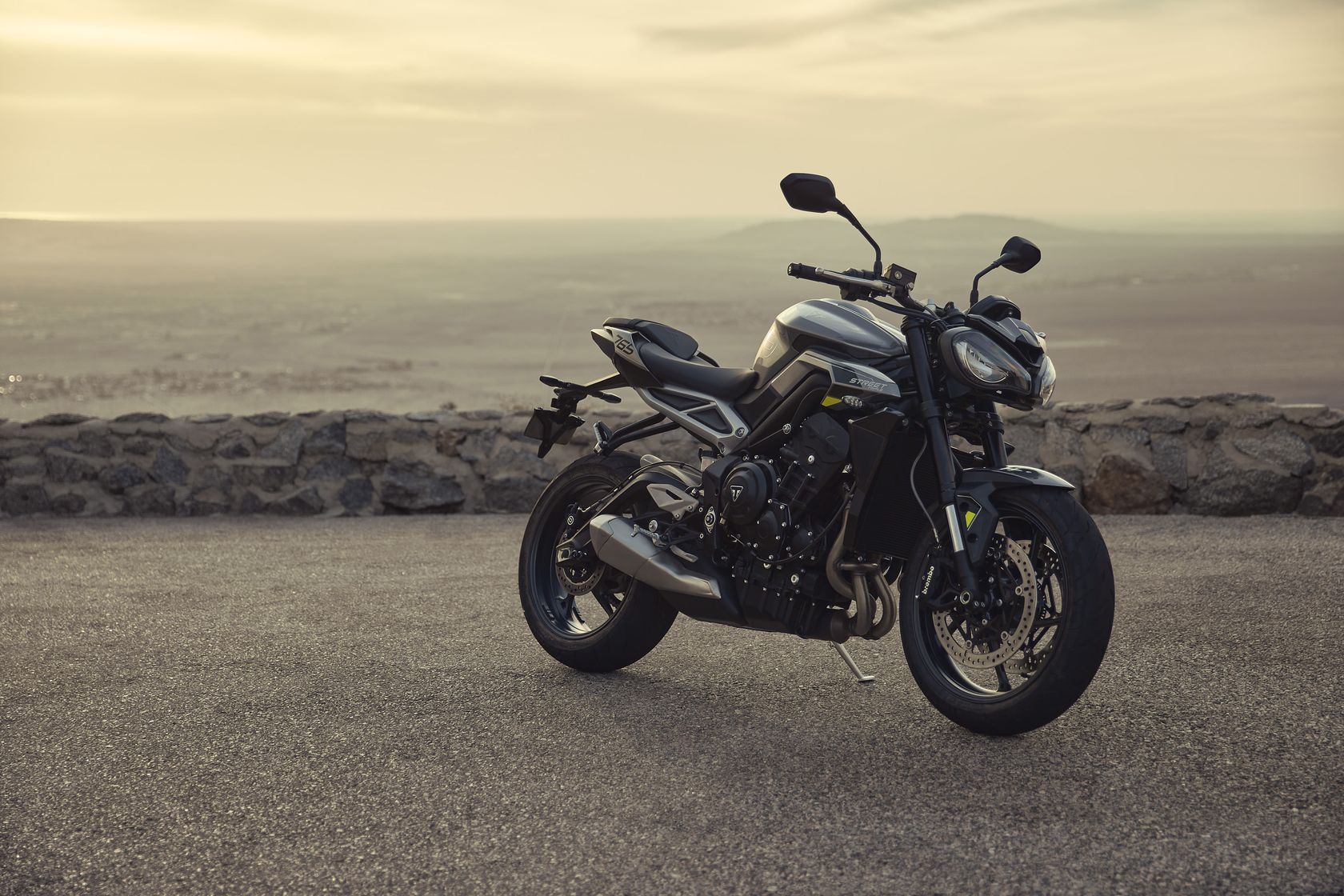 Triumph Street Triple 675 R 2024