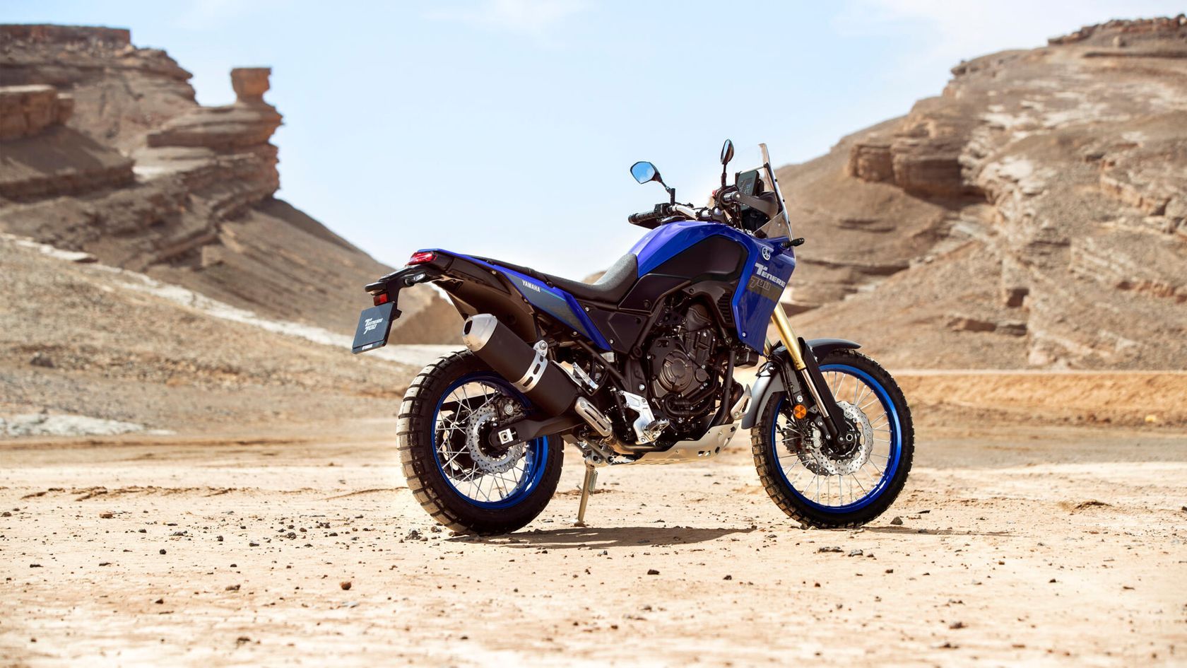 Yamaha 700 Ténéré 2024 de profil arrière