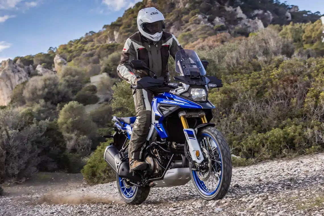 Suzuki V-Strom 1050DE 2024 en tout terrain