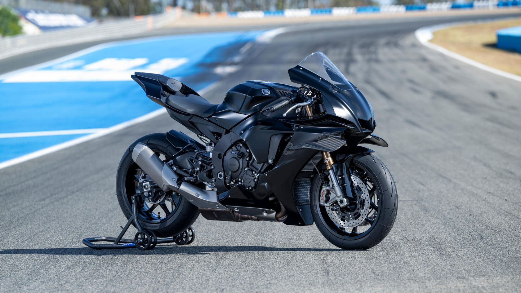 Yamaha R1 Race 2025 vue avant droit