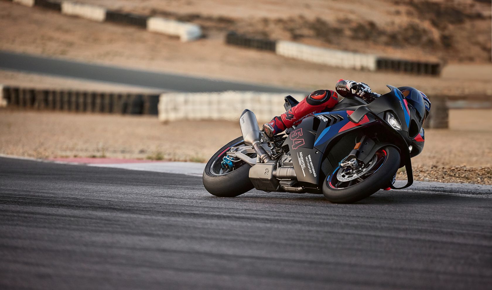 BMW M 10000 RR 2025 en action