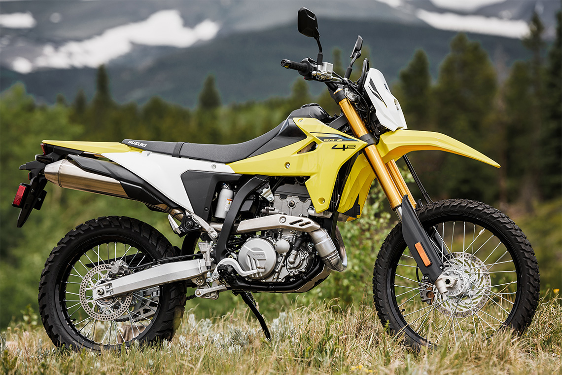 Suzuki DR-Z4S 2025 de profil