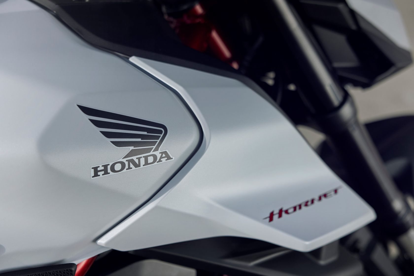 Honda Hornet 750 2025 en détail