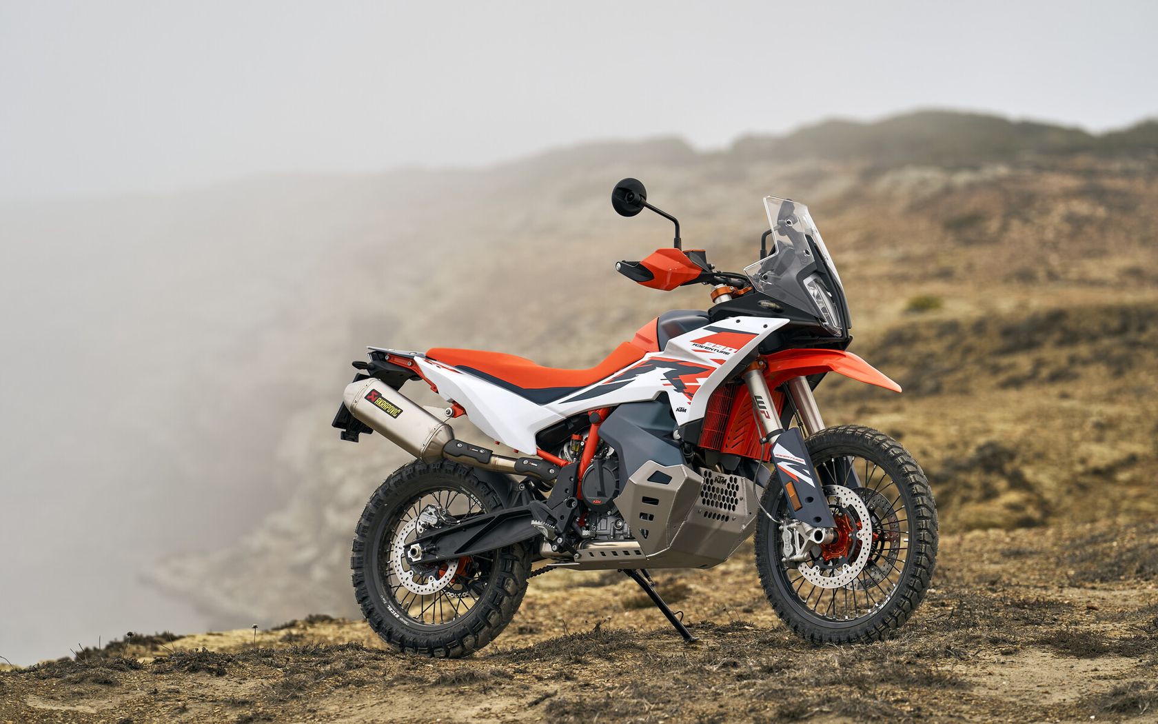 KTM 890 Adventure R 2025 vue avant droit