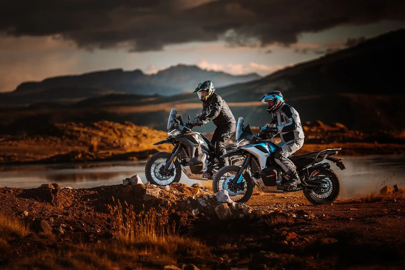 CFMoto 800MT-X 2025 en tout terrain