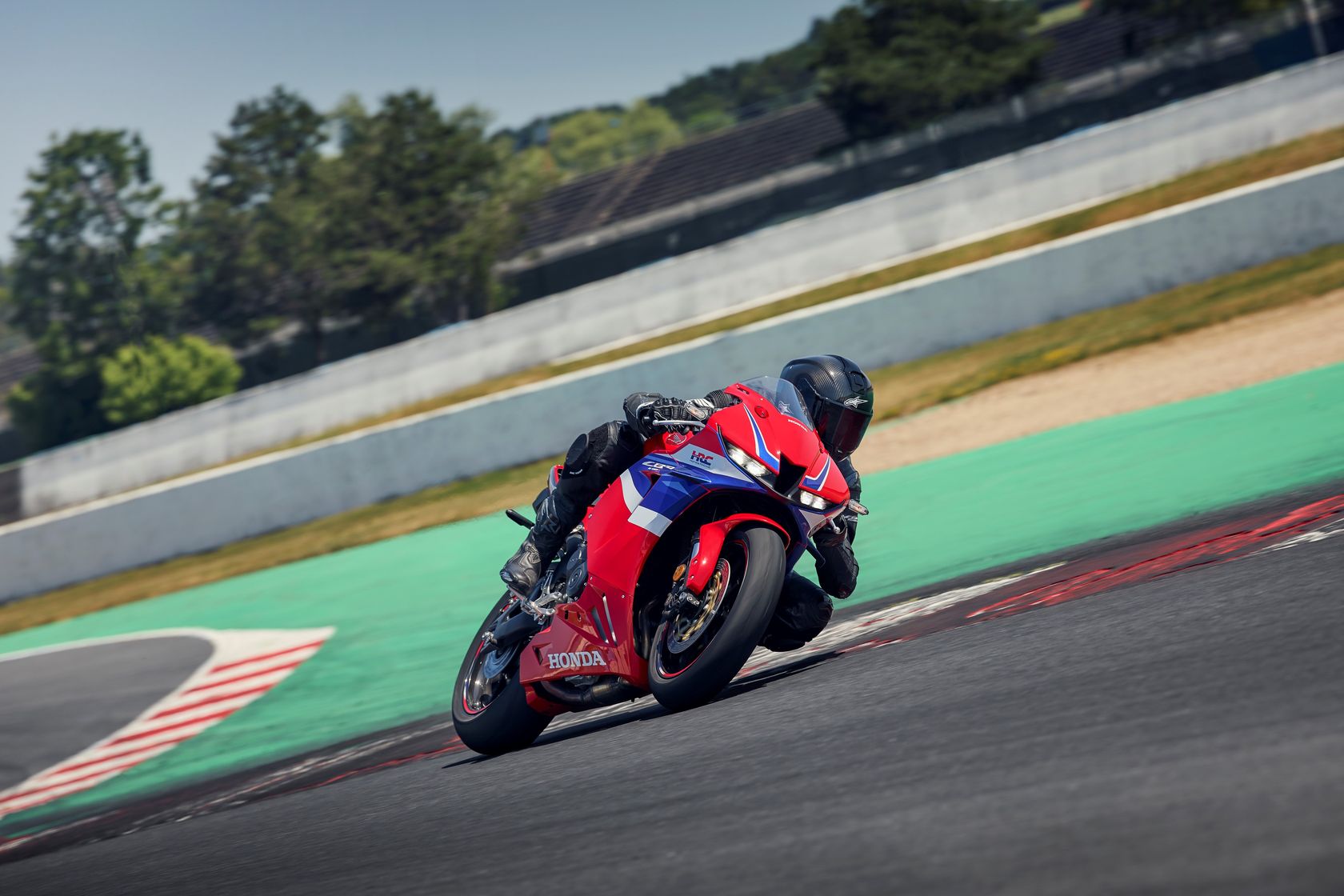 Honda CBR600RR 2025 sur piste
