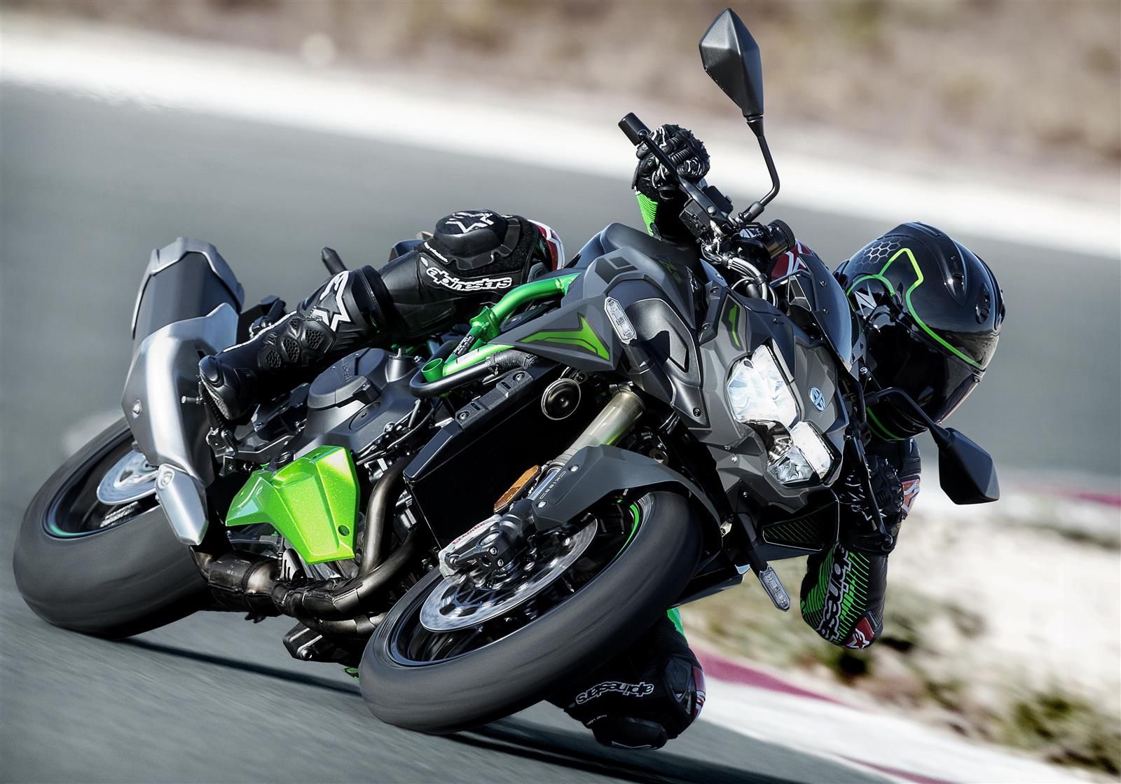 Kawasaki Z H2 SE 2025 vue avant-droit