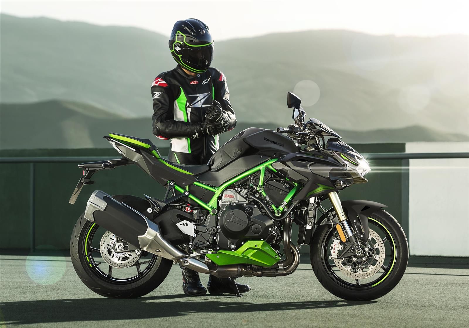 Kawasaki Z H2 SE 2025 de profil