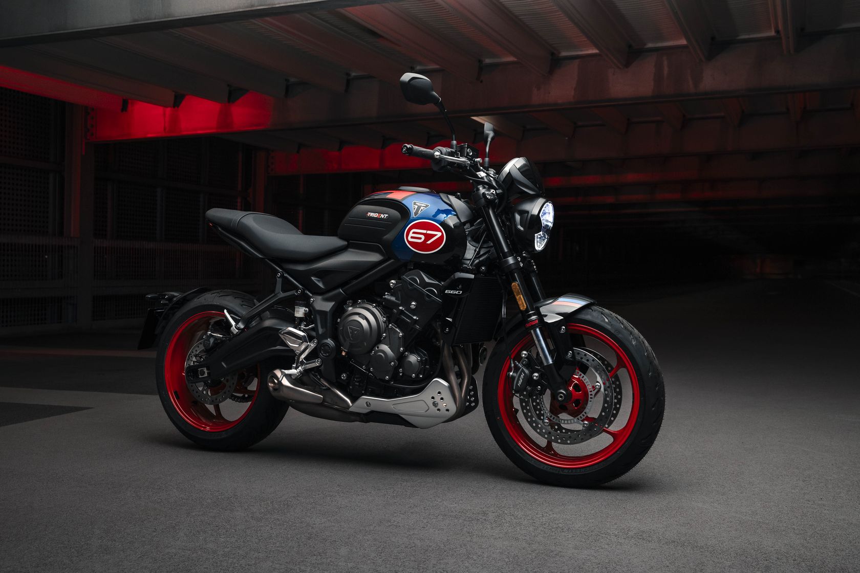 Triumph Trident édition Tribute 2025 vue avant-droit
