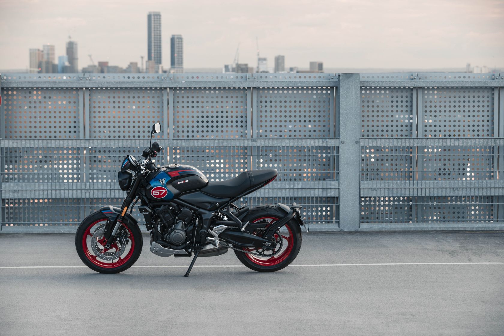 Triumph Trident édition Tribute 2025 en statique