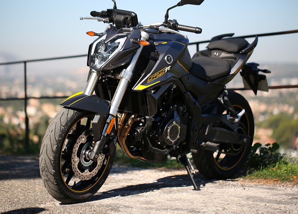 Voge 525R 2025 vue avant gauche