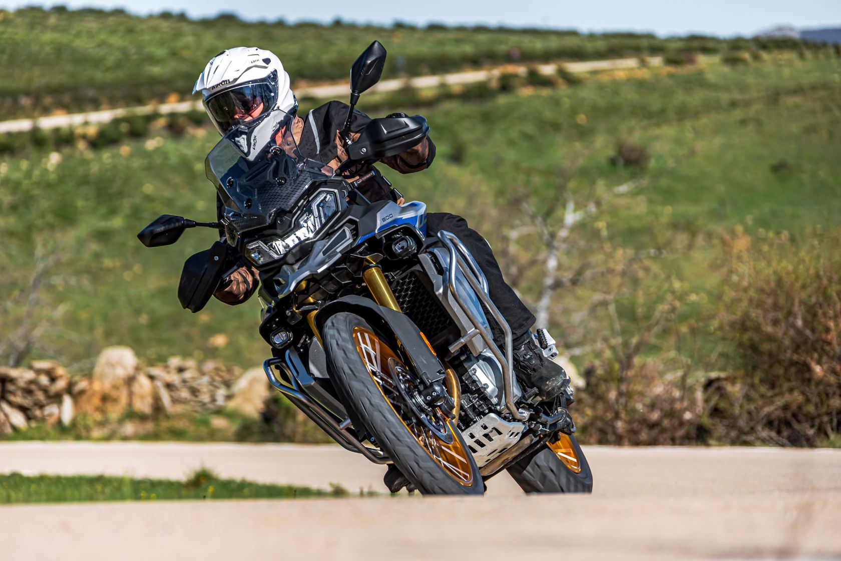 Voge DS900X 2025 en action