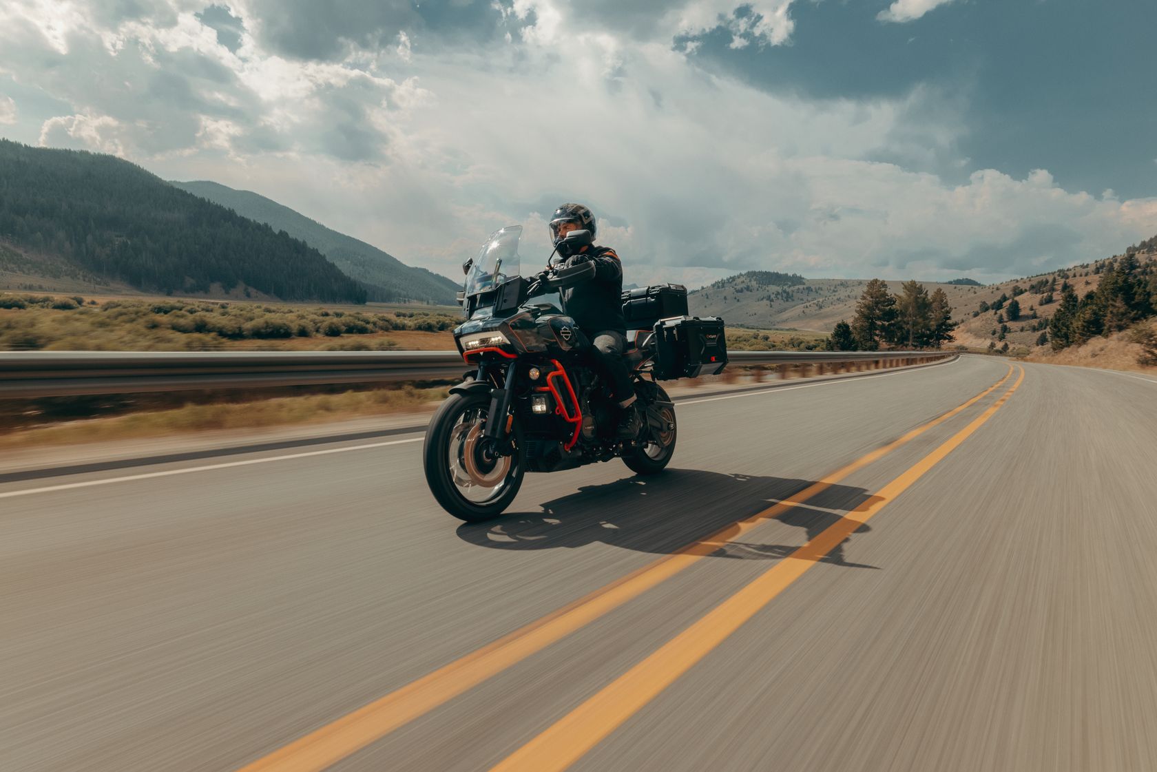 Harley Davidson CVO Pan America 2025 sur route