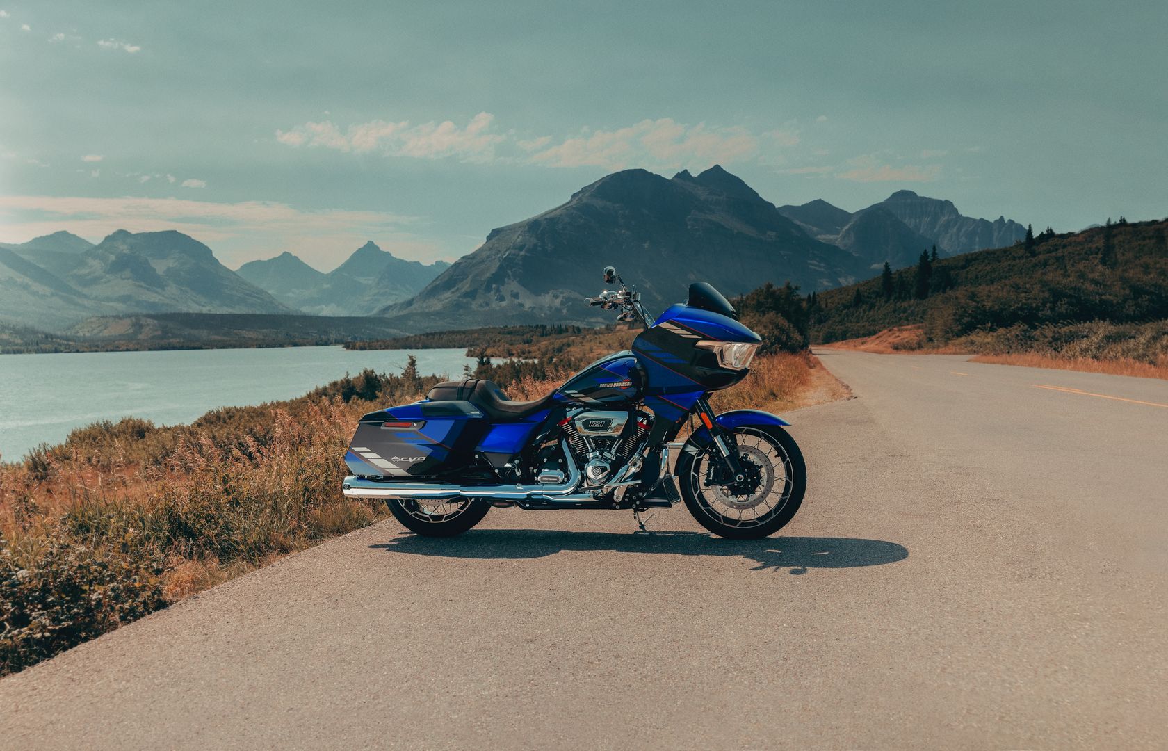 Harley-Davidson CVO Road Glide 2025 vue de profil