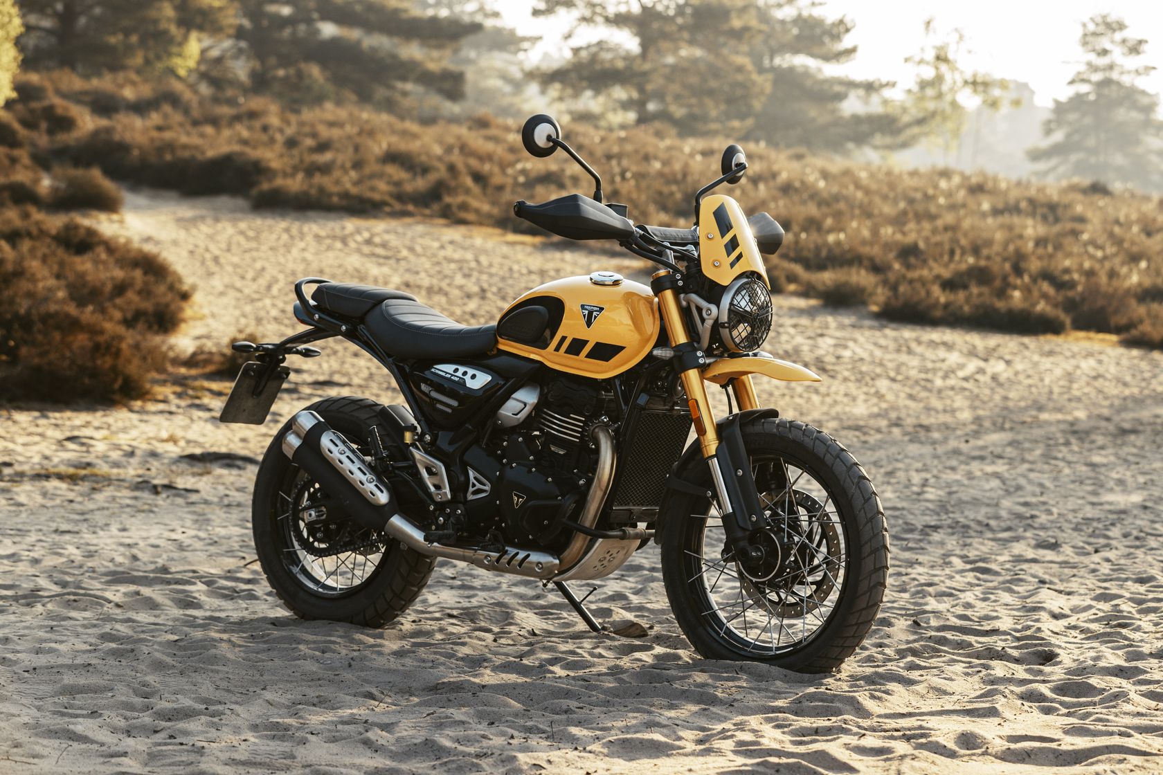 Triumph Scrambler 400 XC 2025 en statique