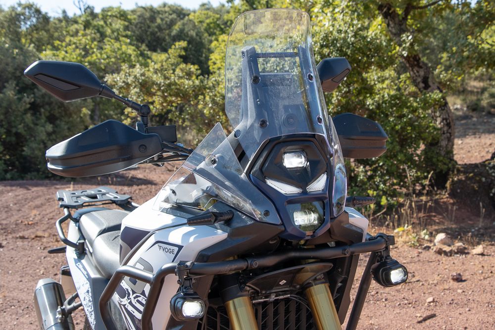 Face avant Voge DS800X Rally 2025