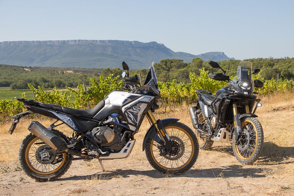 Coloris Voge DS800X Rally 2025