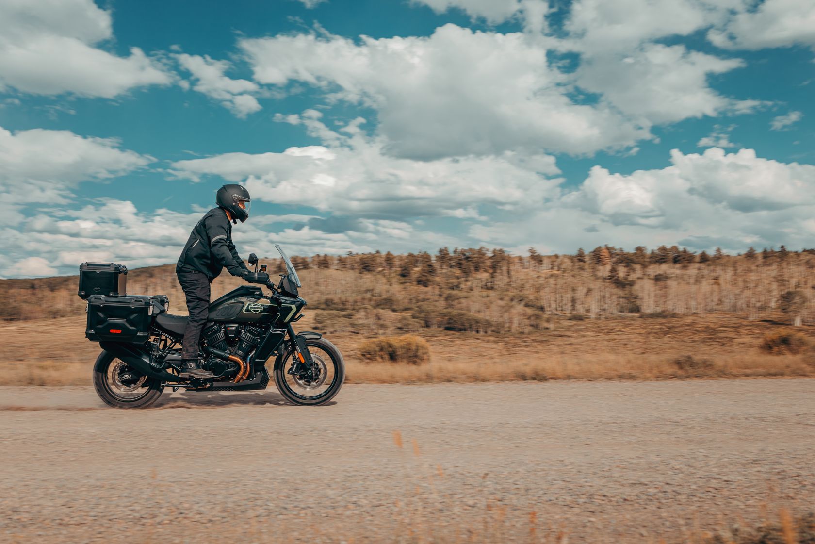 Harley Davidson Pan America Limited 2026 vue de profil Harley Davidson Pan America Limited 2026 vue de profil