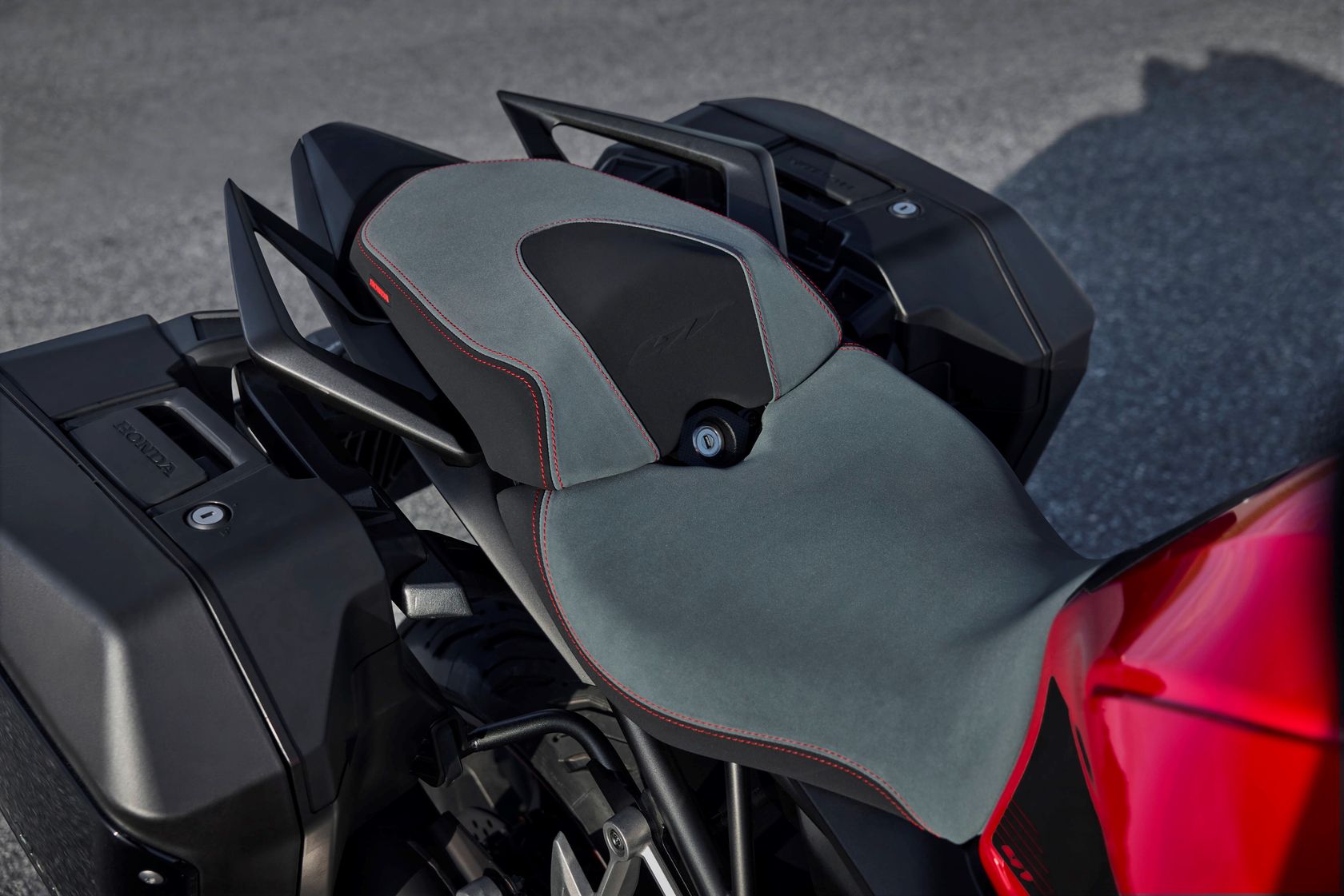 Selle Honda CB1000GT 2026