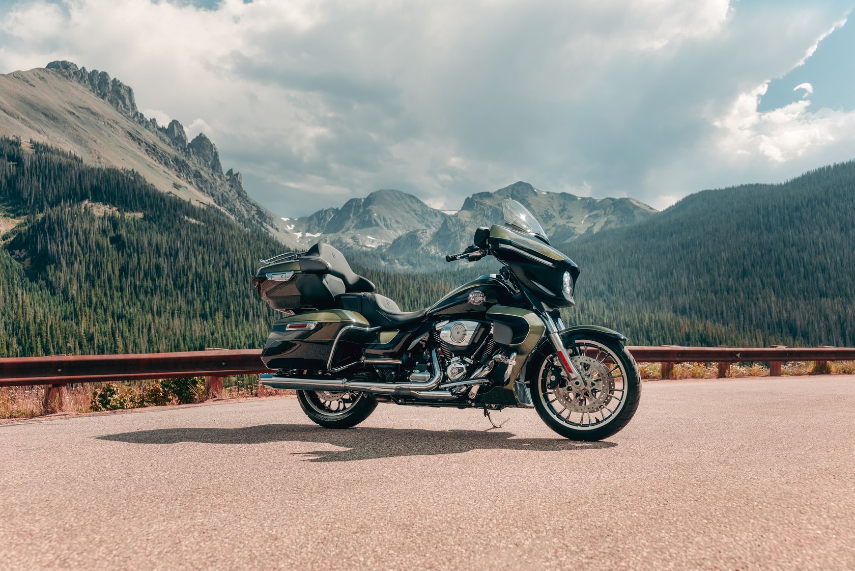 Harley Davidson Street Glide Limited 2026 en statique