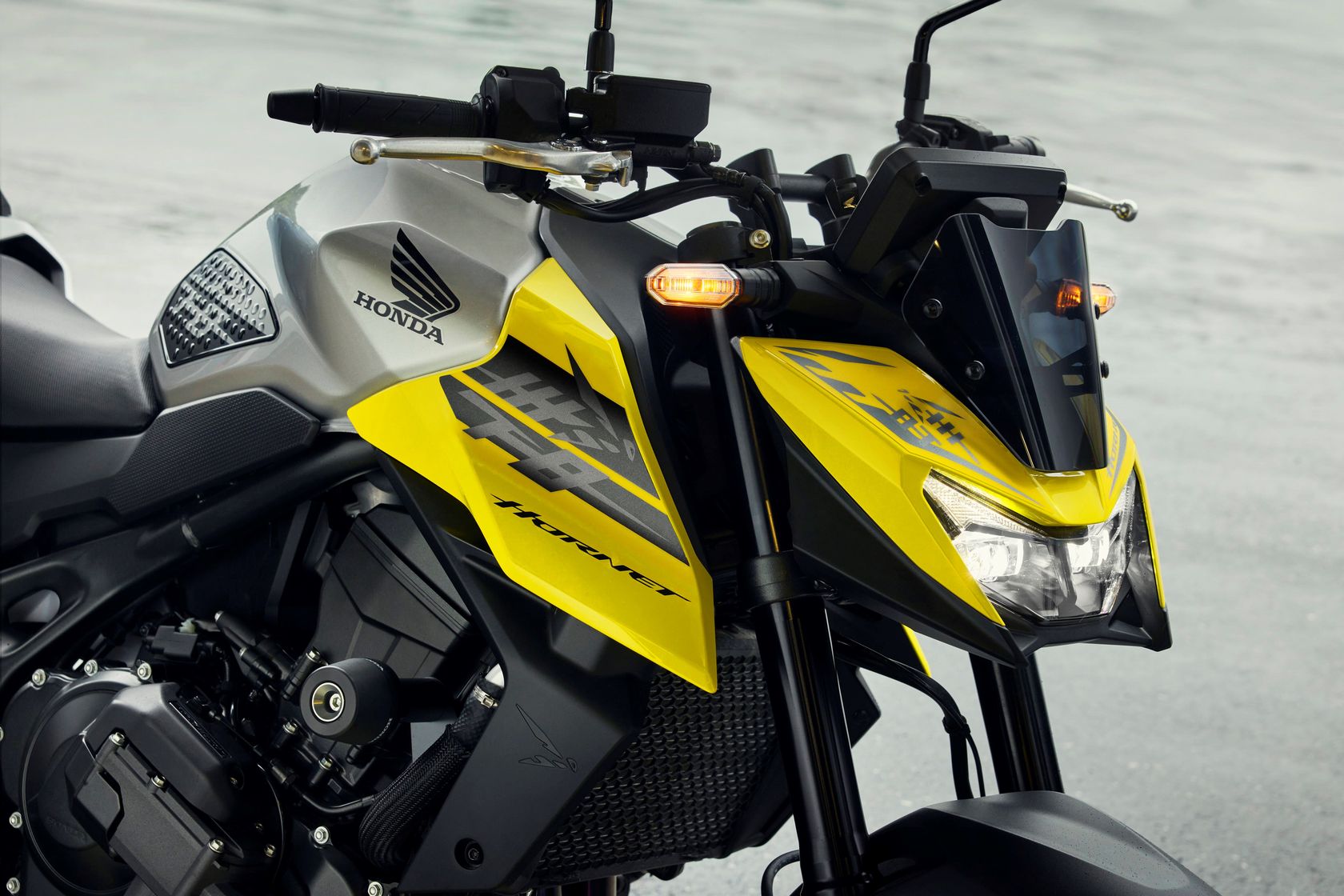 Face avant Honda CB750 Hornet 2026