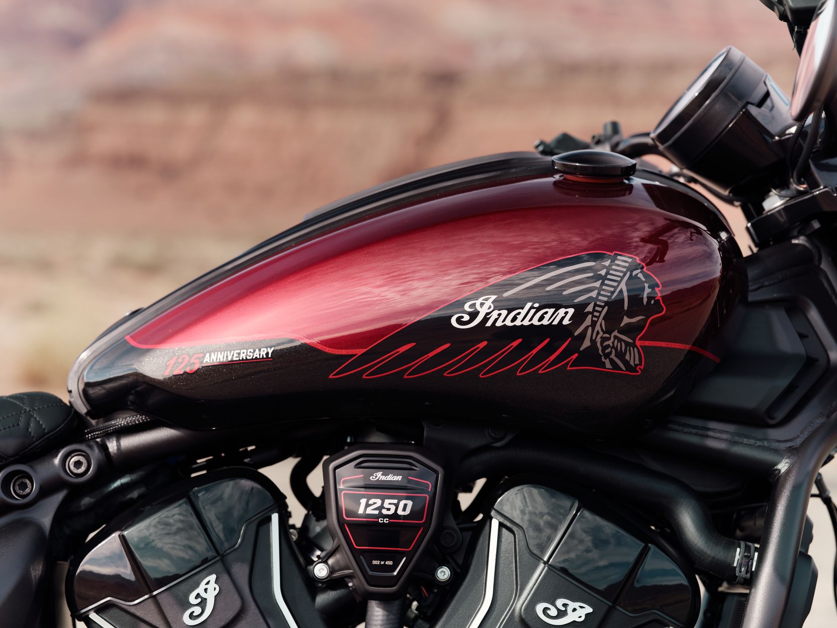 Réservoir Indian Scout Bobber édition 125e anniversaire Réservoir Indian Scout Bobber édition 125e anniversaire