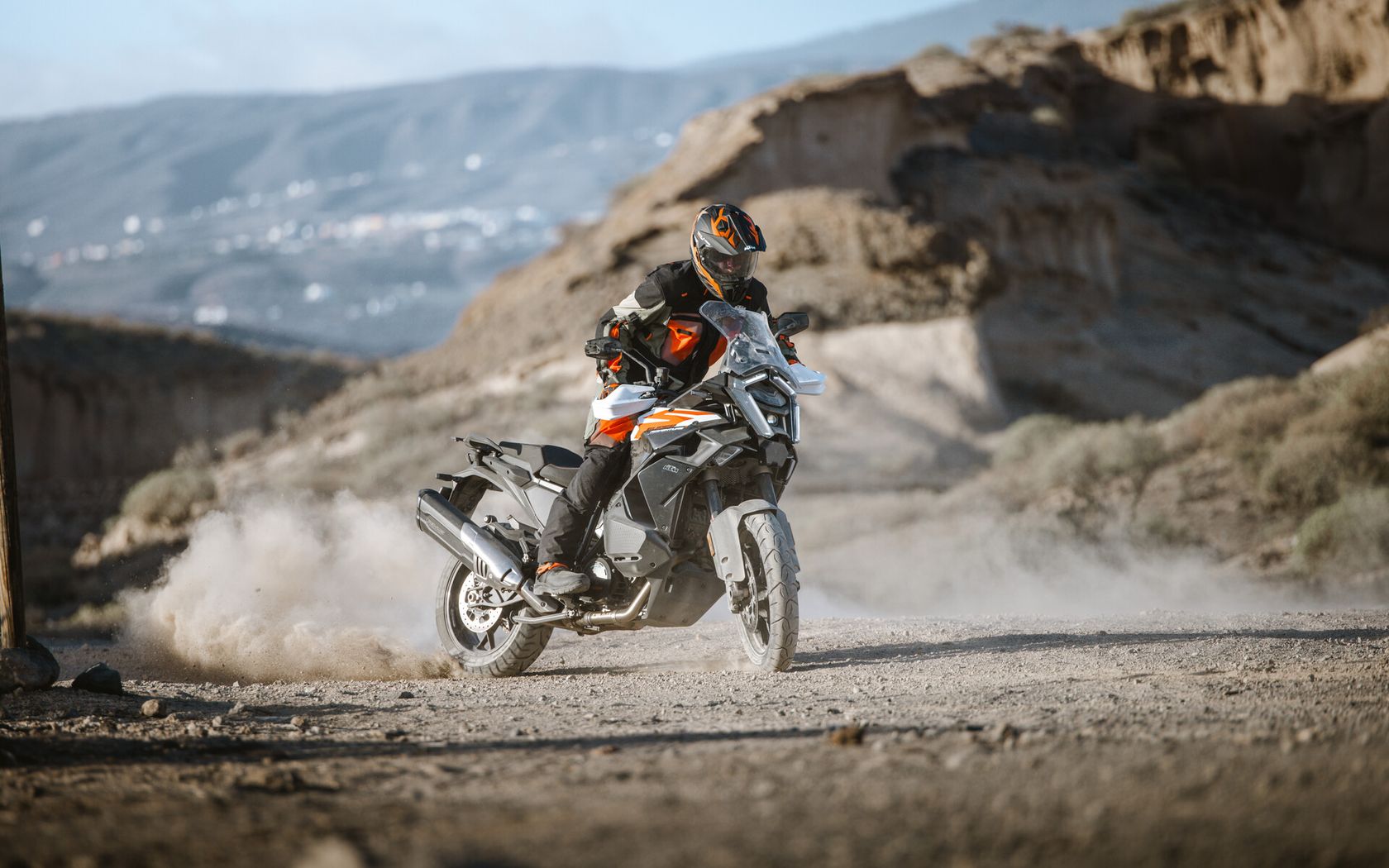 KTM 1390 Super Adventure S Evo 2026 en tout-terrain KTM 1390 Super Adventure S Evo 2026 en tout-terrain