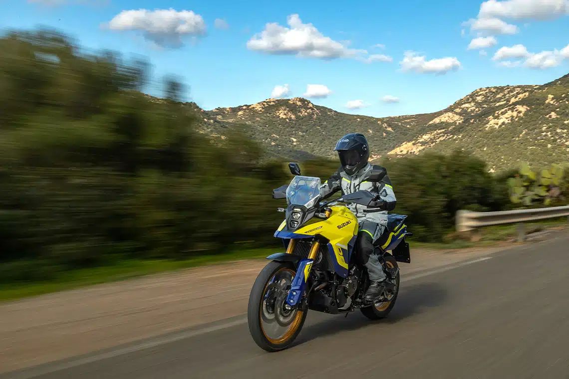 Suzuki V-Strom 800DE 2026 sur route Suzuki V-Strom 800DE 2026 sur route