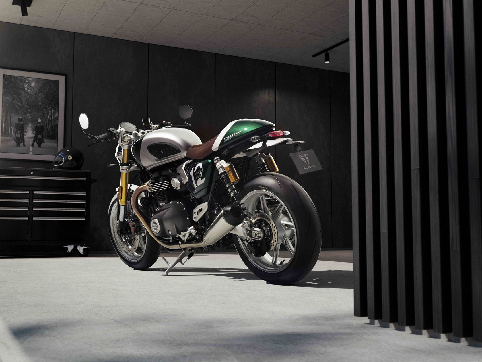 Triumph Speed Twin 1200 Café Racer Edition 2026 vue arrière gauche