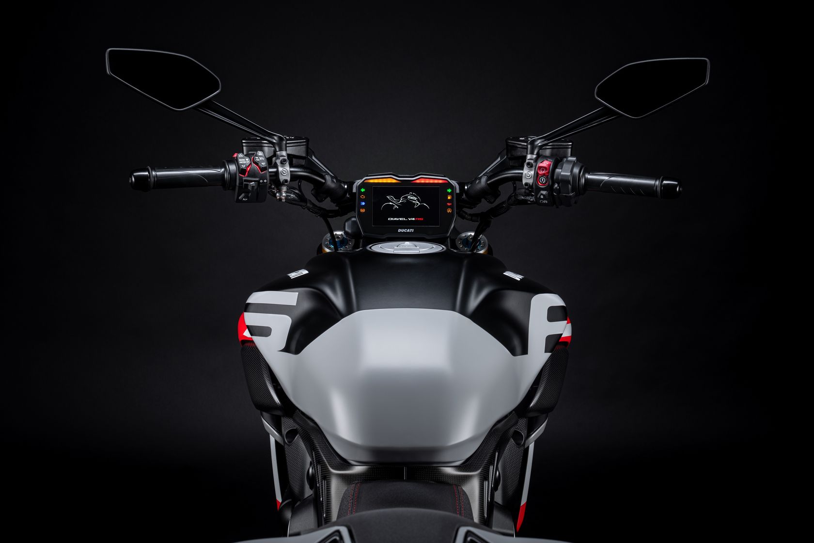 Ecran Ducati Diavel V4 RS 2026