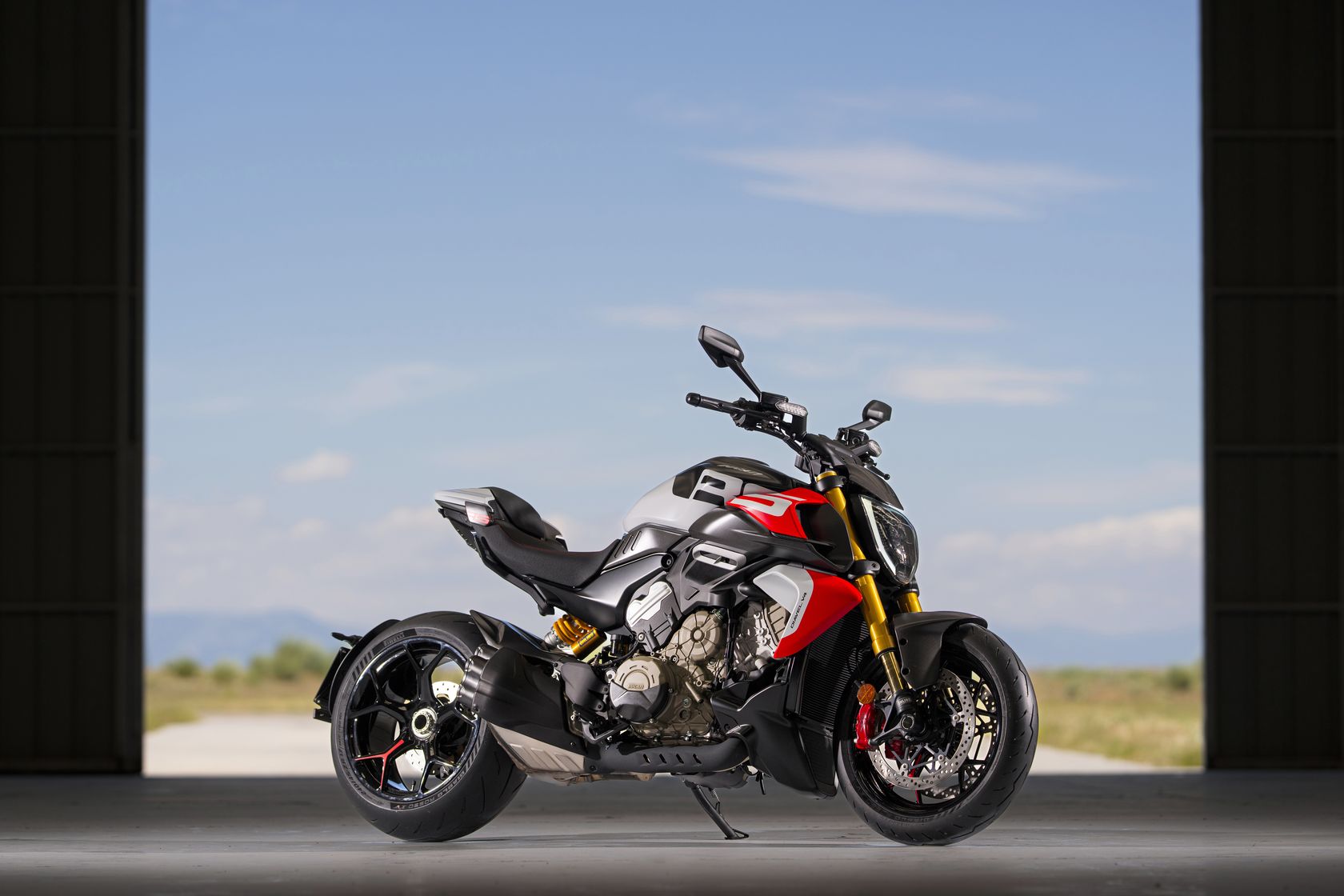 Ducati Diavel V4 RS 2026 en statique