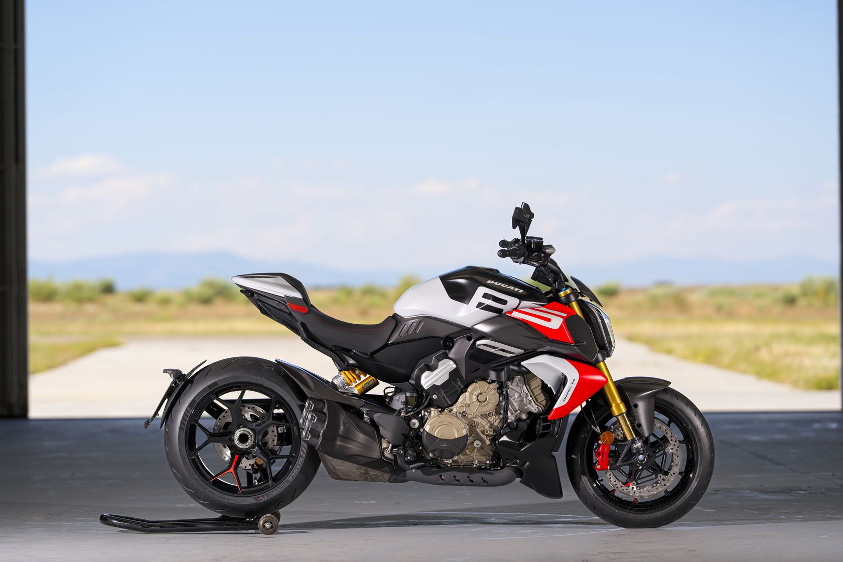 Ducati Diavel V4 RS 2026