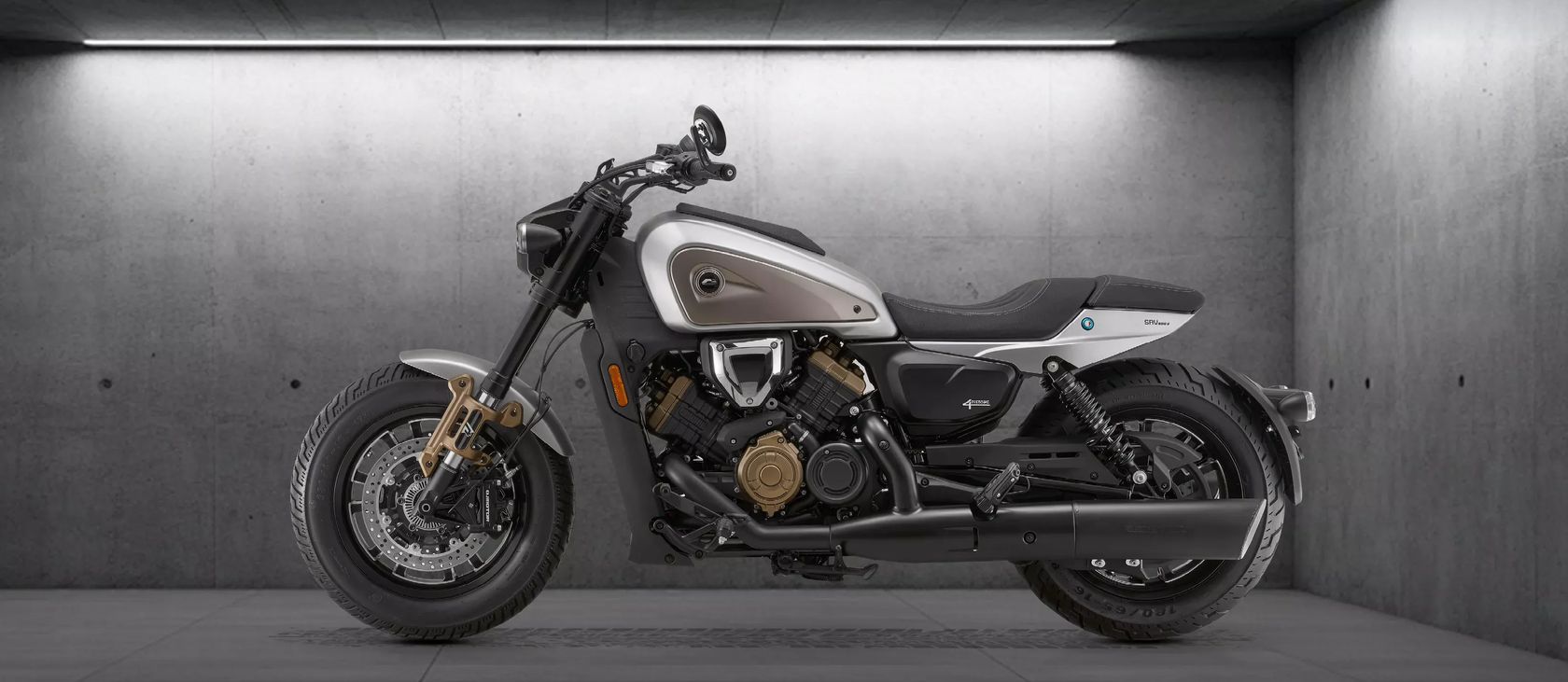 QJ Motor SRV 600 V4 2026 vue de profil