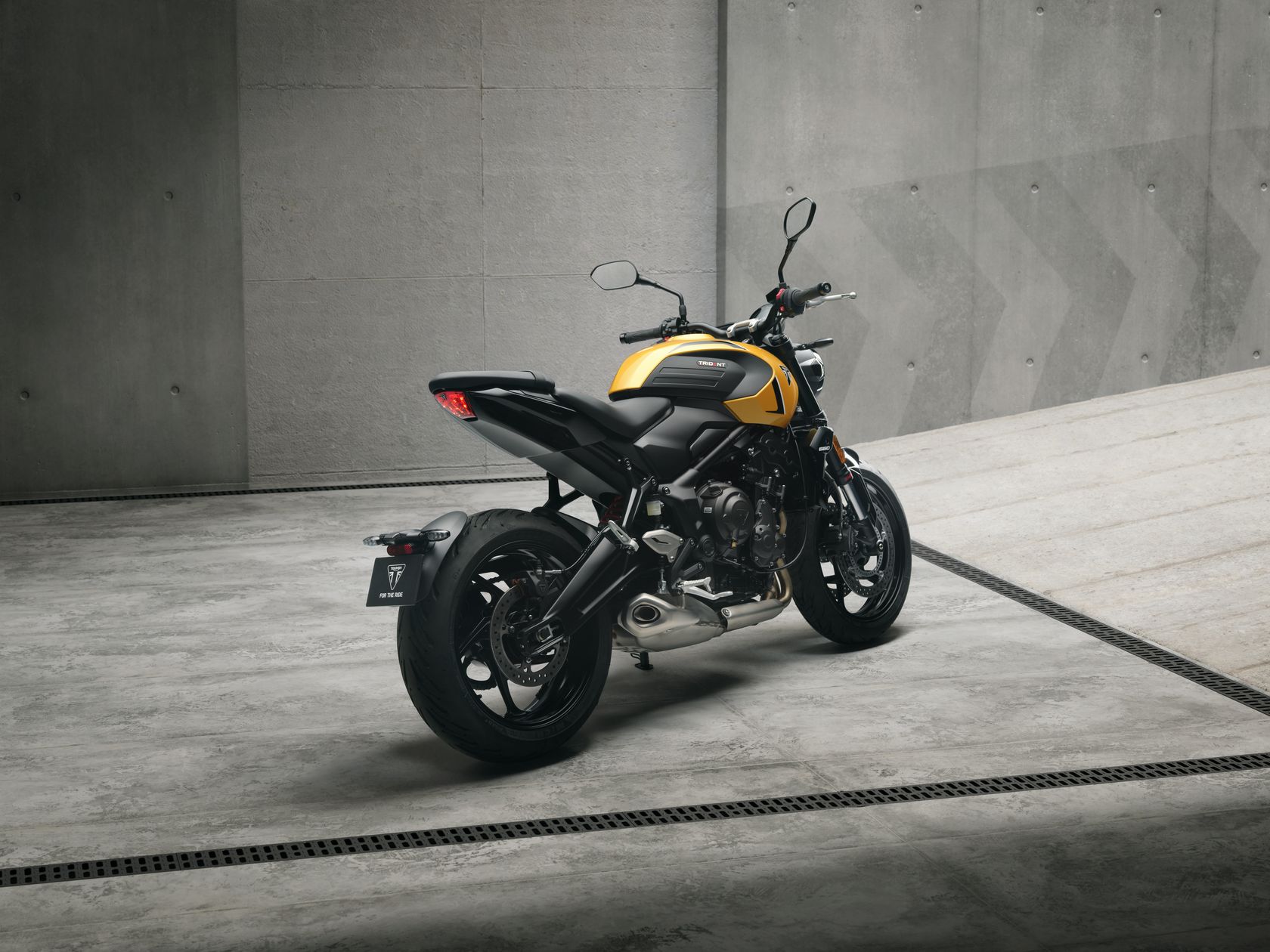 Triumph Trident 660 2026 vue arrière droit