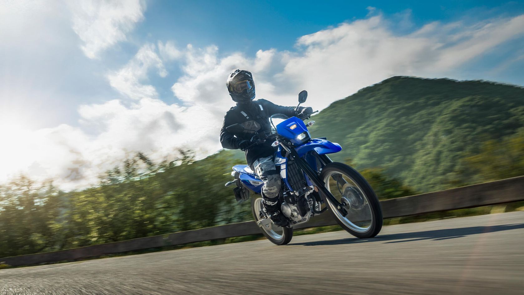 Yamaha WR125R 2026 sur route