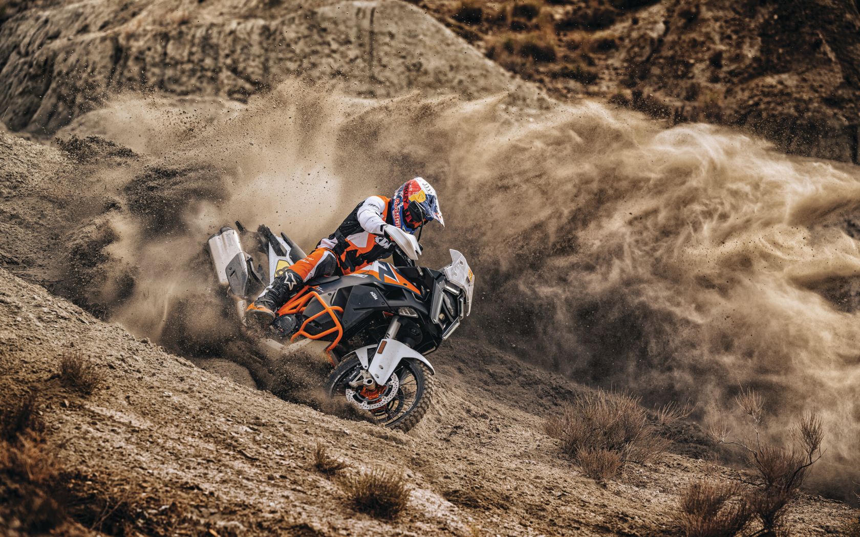 KTM 1390 Super Adventure R 2026 en tout-terrain
