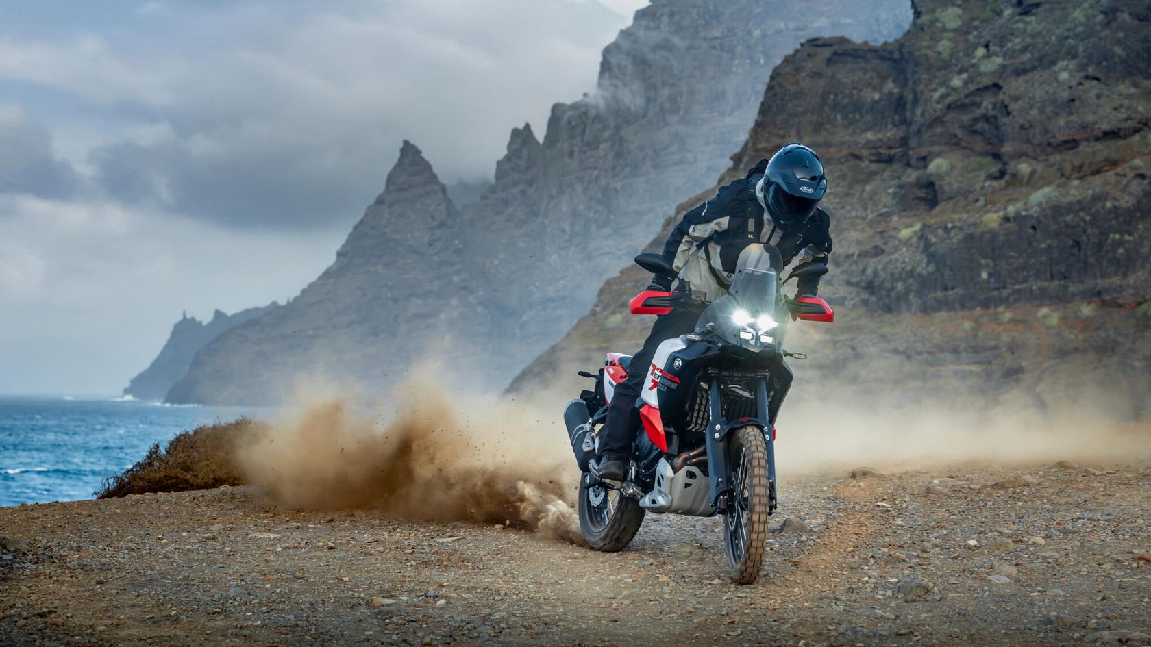 Yamaha Ténéré 700 World Raid 2026 en tout-terrain