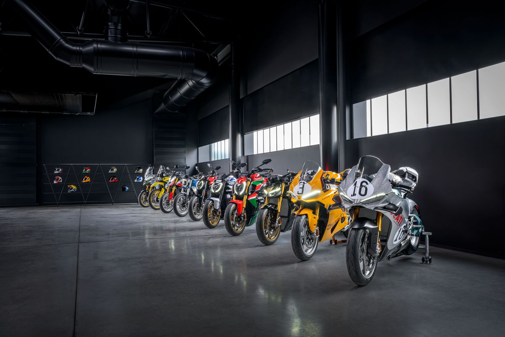 Ducati éditions spéciales 100 ans