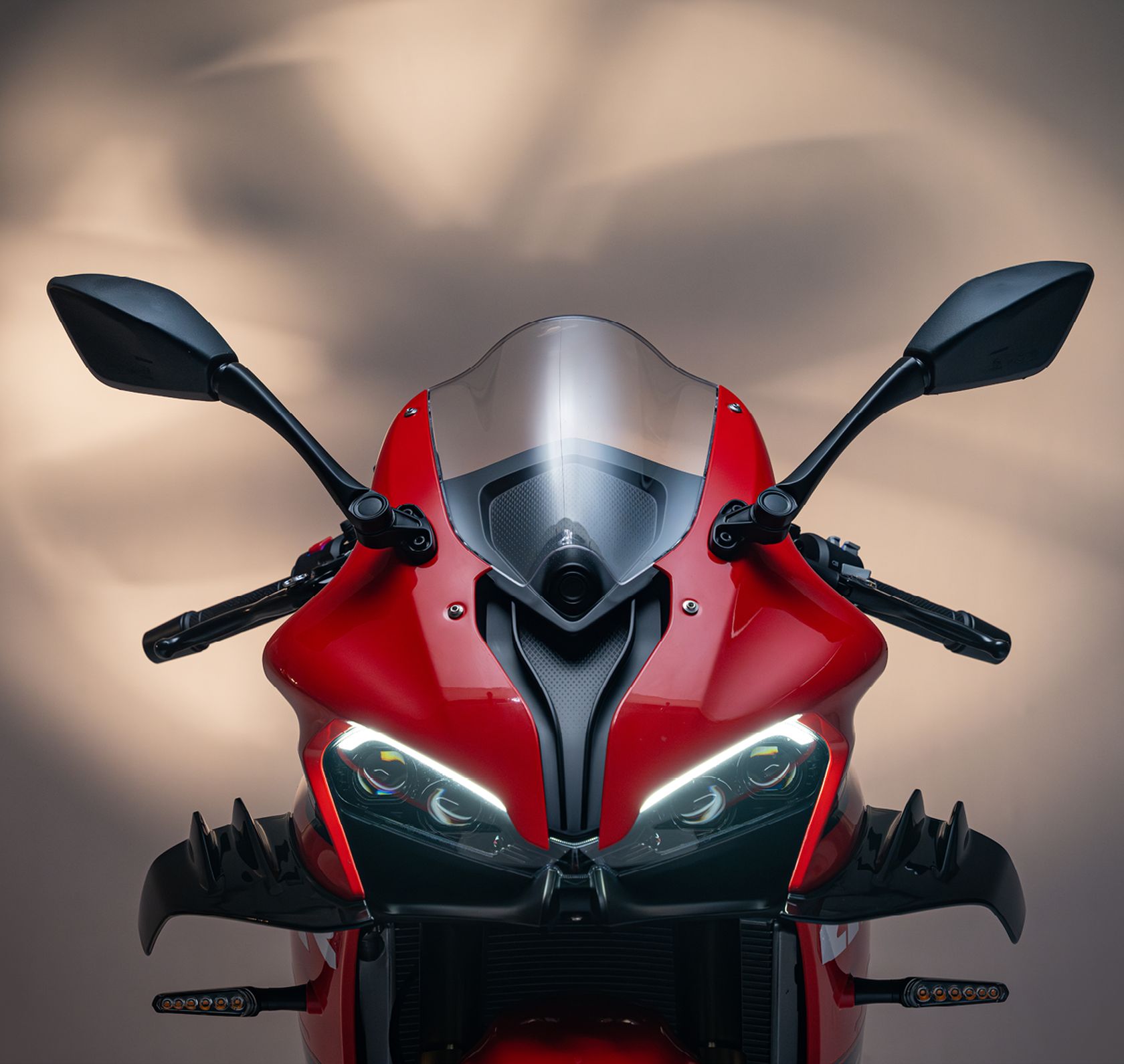 QJMotor SRK 800 RS 2026 vue de face