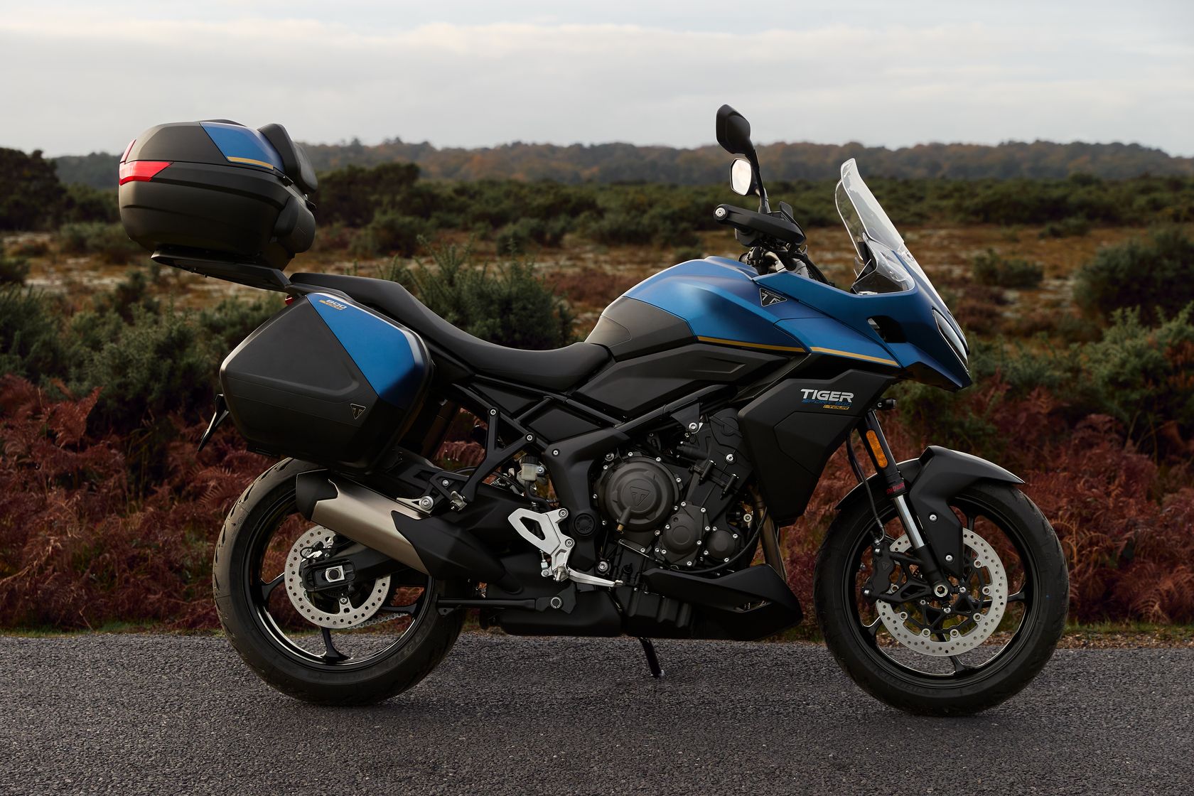 Triumph Tiger Sport 800 tour 2026 vue de profil Triumph Tiger Sport 800 tour 2026 vue de profil