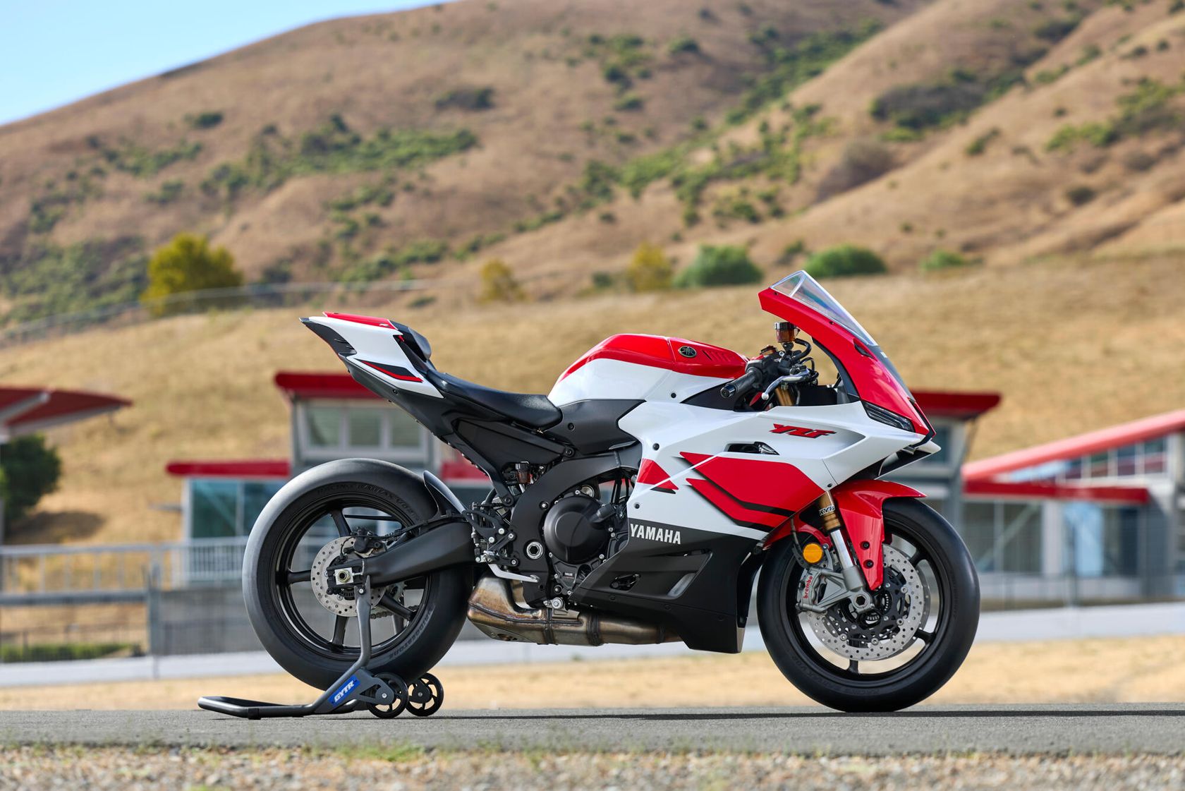 Yamaha R9 2026 vue de profil Yamaha R9 2026 vue de profil